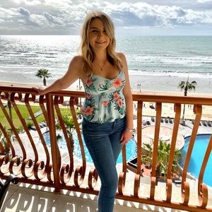 Meet your Posher, Viktoriya